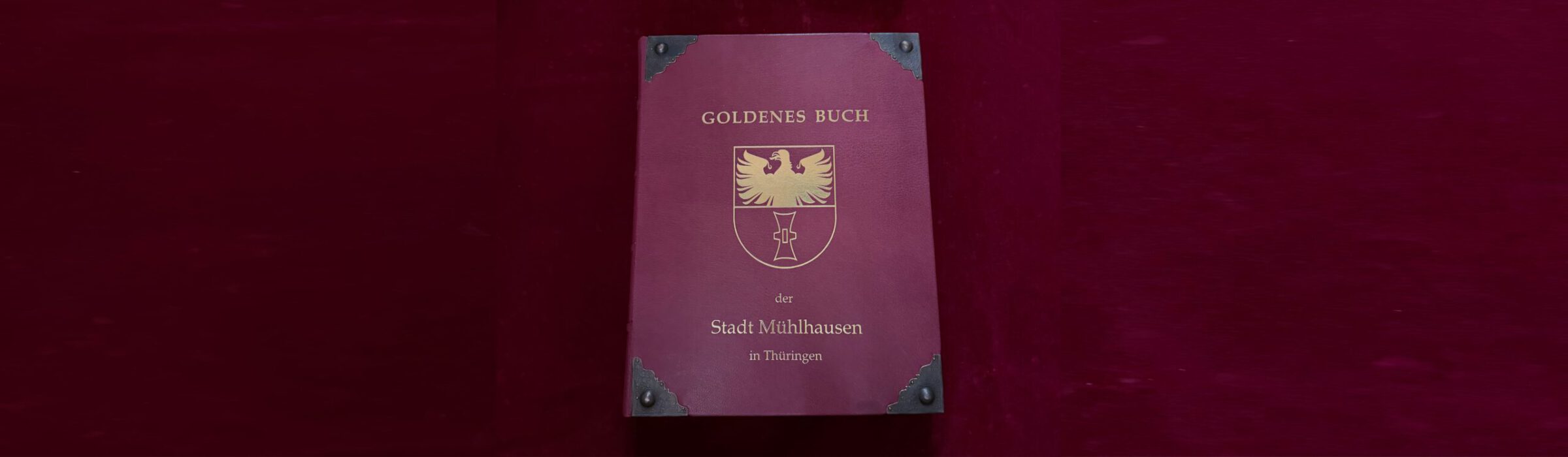 GOLDENES_BUCH+
